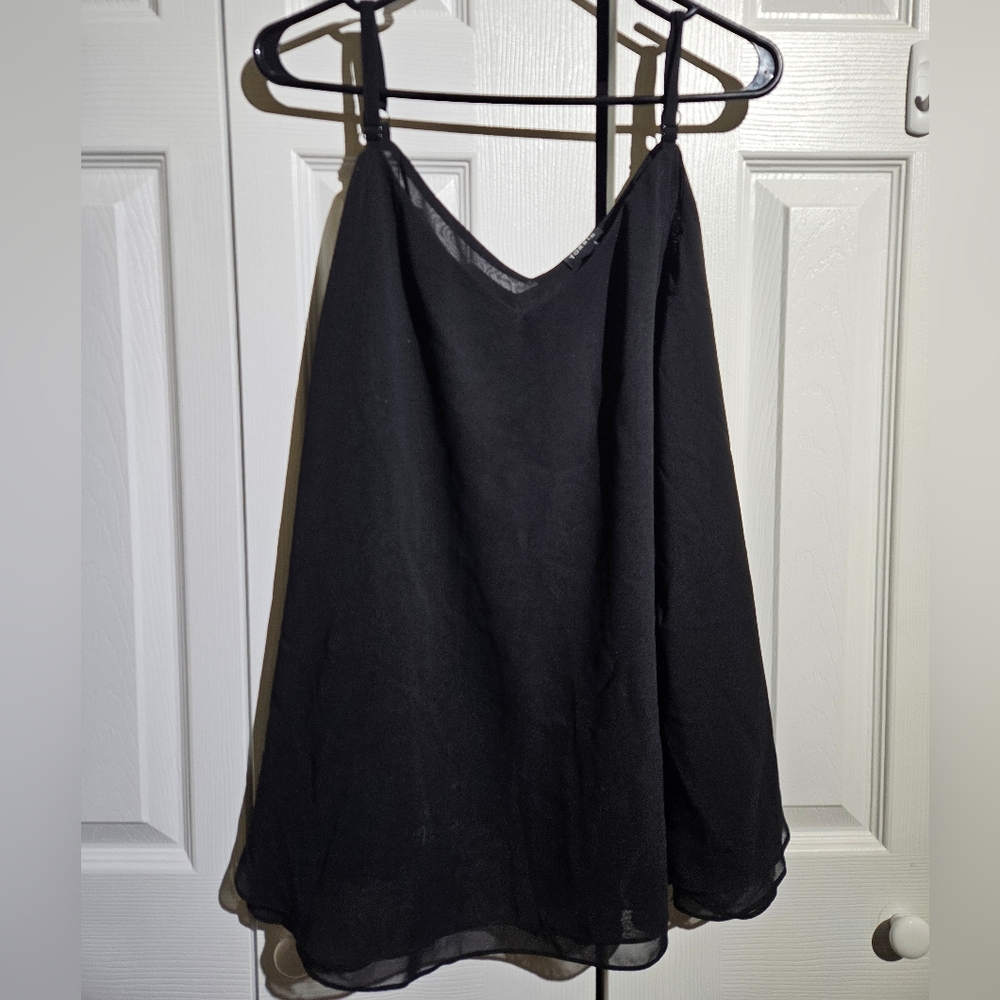 TORRID Sheer Fabric Flowy Sleeveless Blouse Size 3 (3x) Black Lightweight